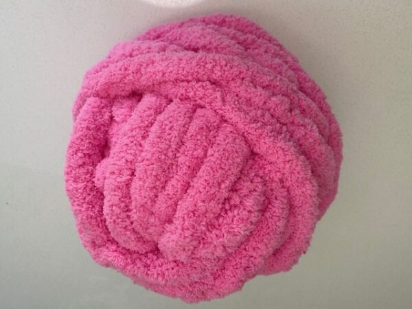 Chunky-Chenille-Yarn-CandyPink