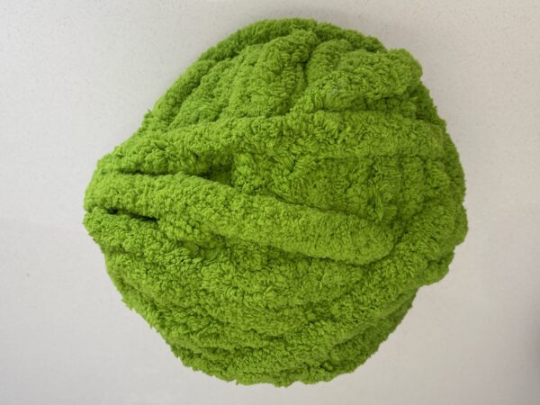Chunky-Chenille-Yarn-GrassGreen