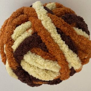 Chunky-Chenille-Yarn-HoneyComb