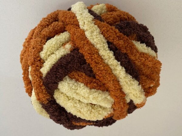 Chunky-Chenille-Yarn-HoneyComb