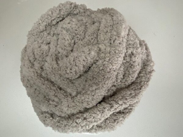 Chunky-Chenille-Yarn-IceGrey