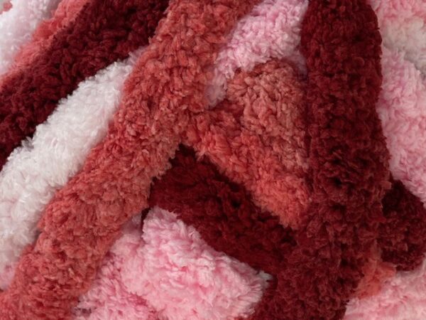 Chunky-Chenille-Yarn-MixedBerry-2