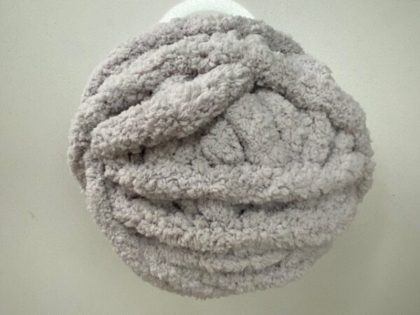 Chunky-Chenille-Yarn-Silver